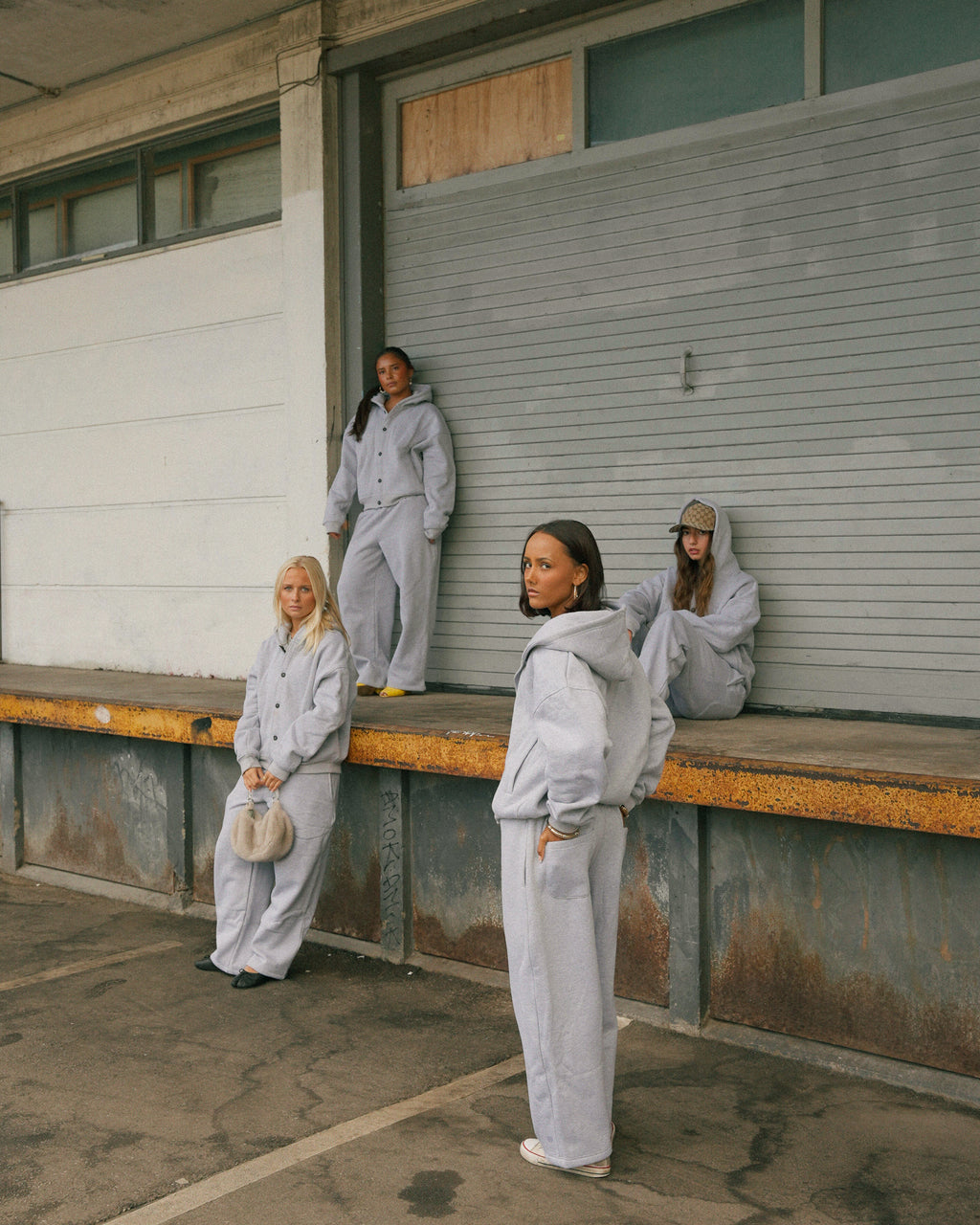 LOT 001 SWEATPANTS