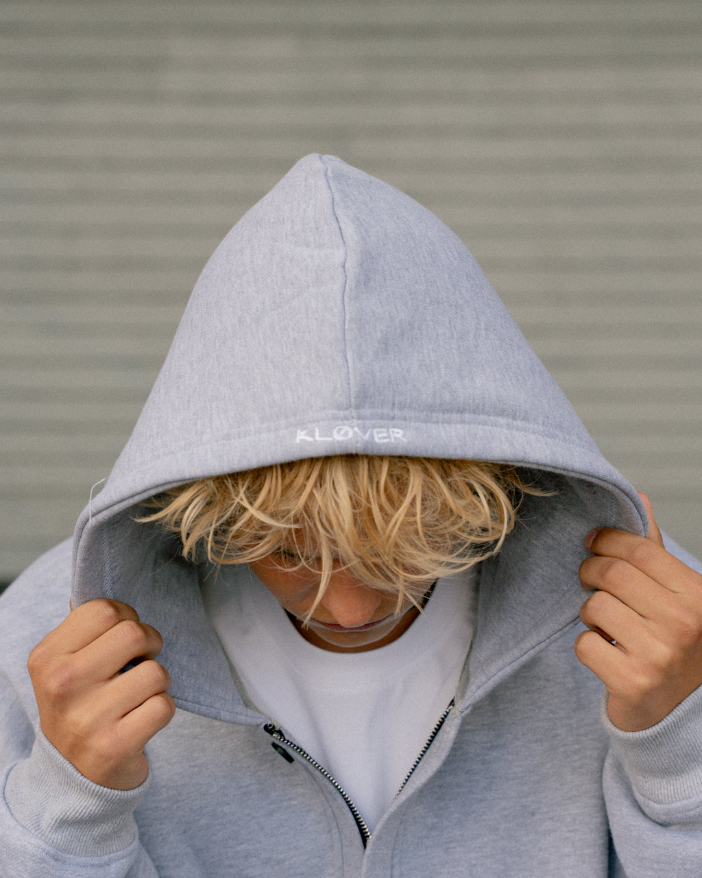 LOT 001 SWEATSHIRT